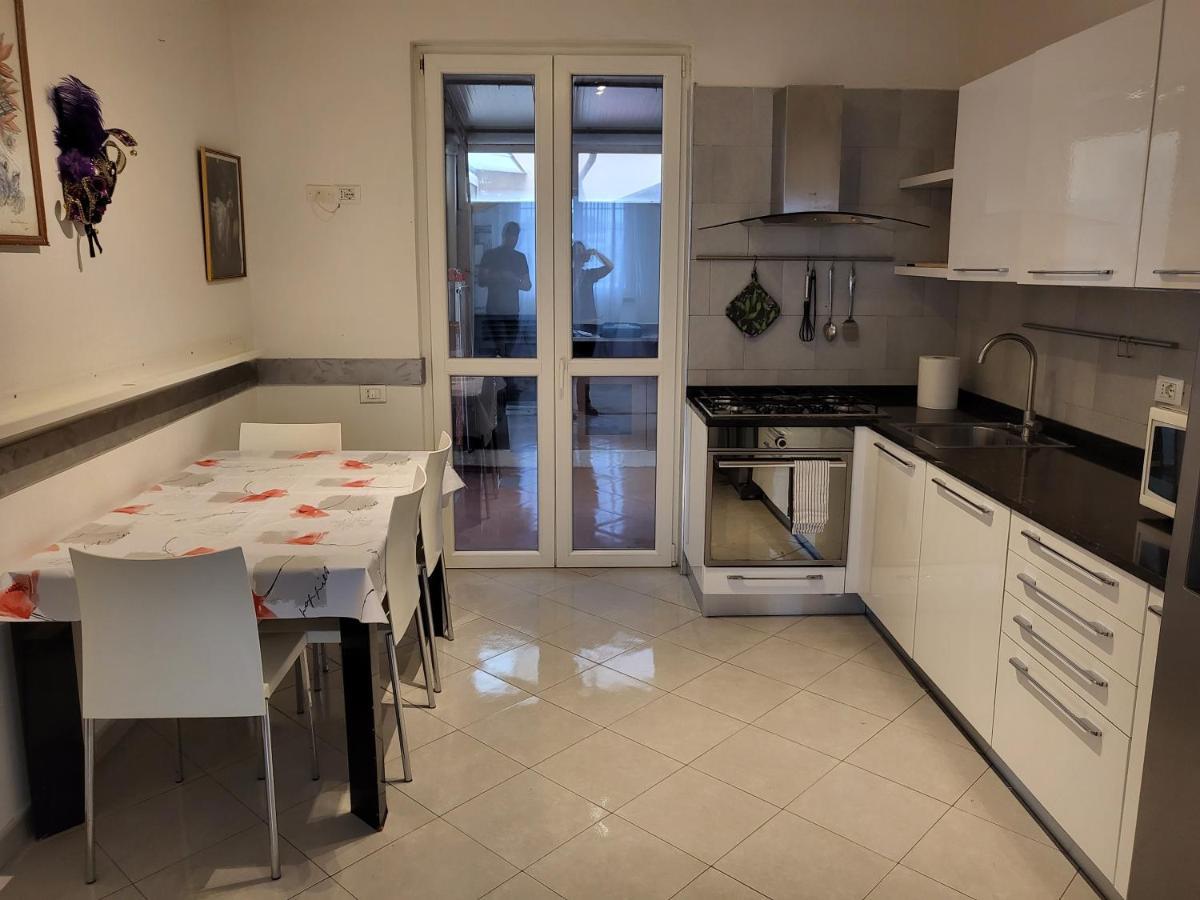 L'Appoggio Perfetto Lejlighed Viareggio Eksteriør billede